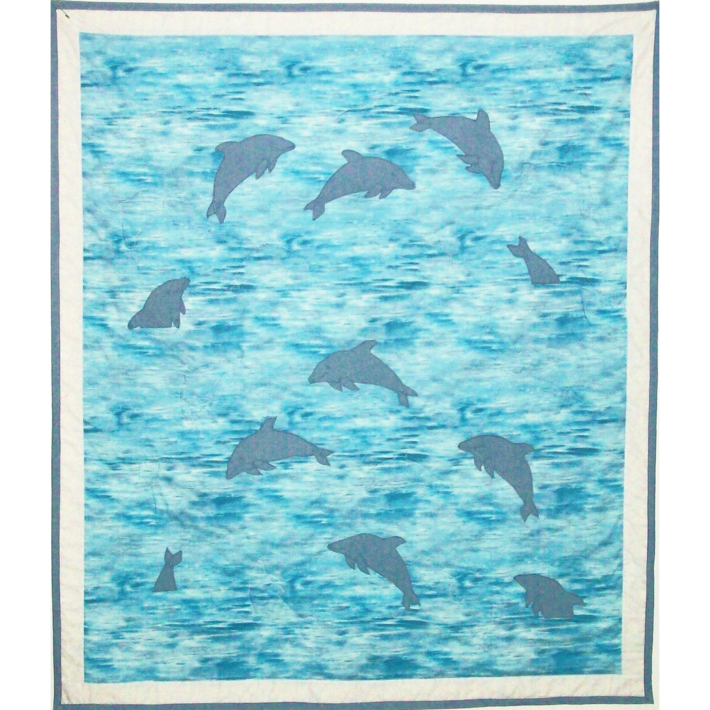 Paige's Dolphin Quilt Set Pattern AV-107 - Paper Pattern