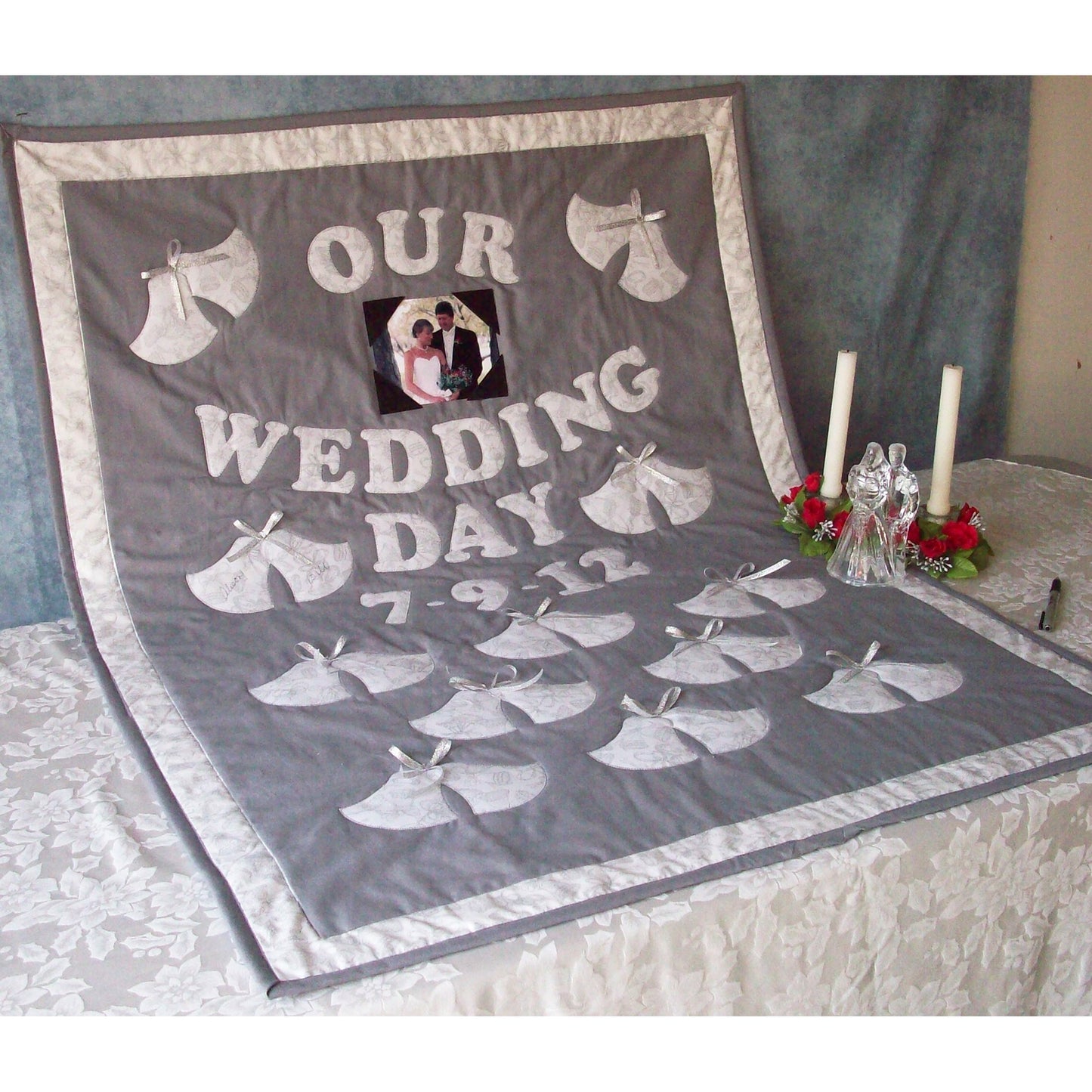 Wedding Bells Signature Wall Hanging AV-121e - Downloadable Pattern