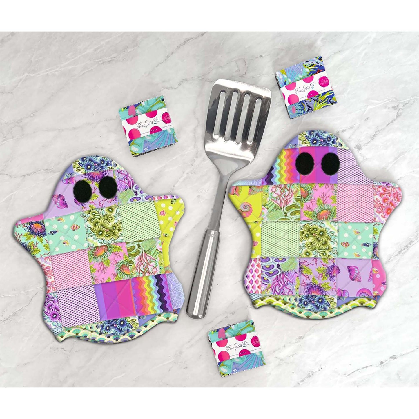 Ghostly Hot Pads Pattern JMD-237 - Paper Pattern