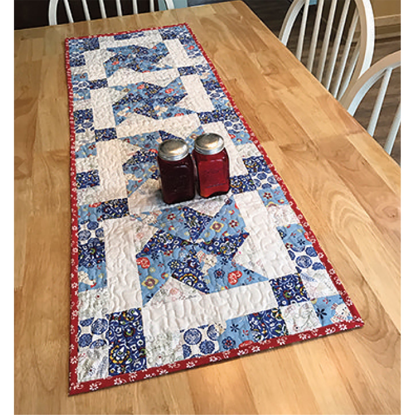 Peppermint Pinwheels Table Runner Pattern TS-566 - Paper Pattern