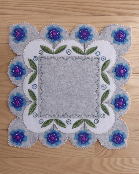Blooms In Blue Table Mat Pattern DBM-031w - Wholesale Product