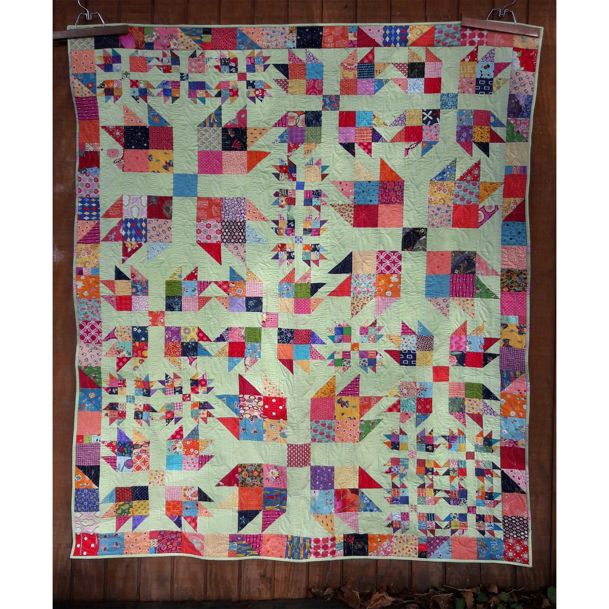 Bear Scraps Quilt Pattern AEQ-67 - Paper Pattern