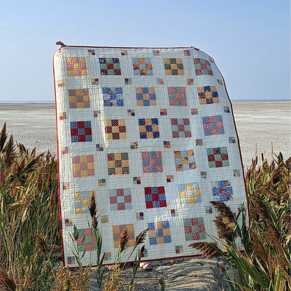 Floating Boxes Quilt AEQ-71e - Downloadable Pattern
