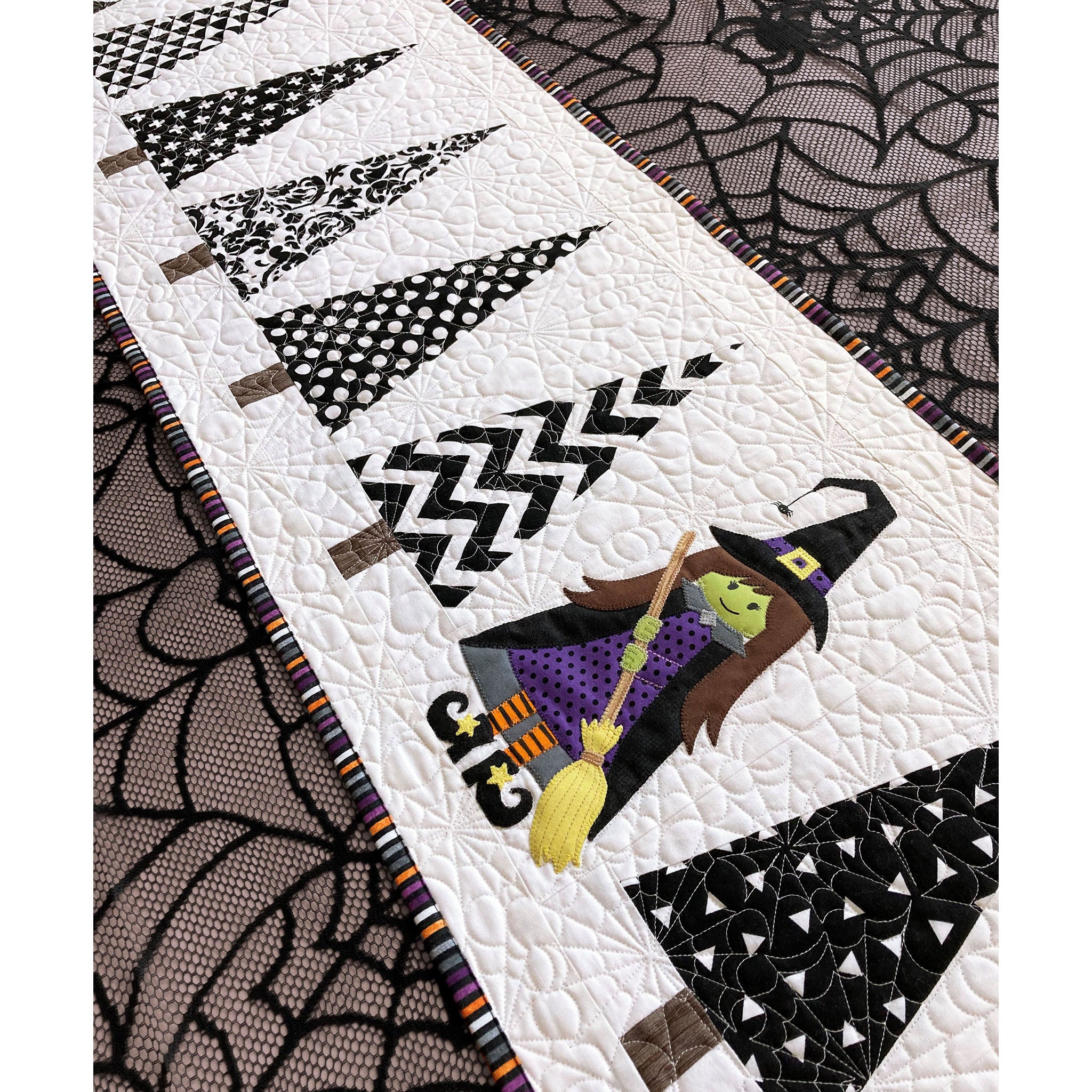 Little Witch Table Runner AQ-127e - Downloadable Pattern – QuiltWoman.com