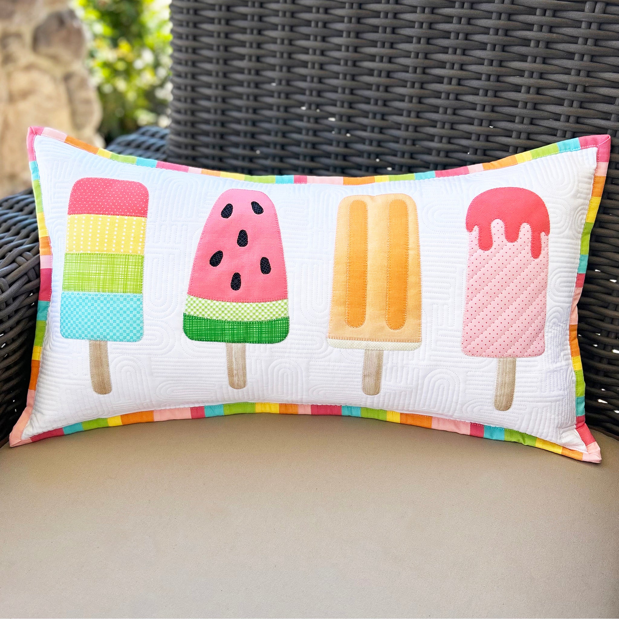 Popsicle Pillow AQ-139e - Downloadable Pattern – QuiltWoman.com