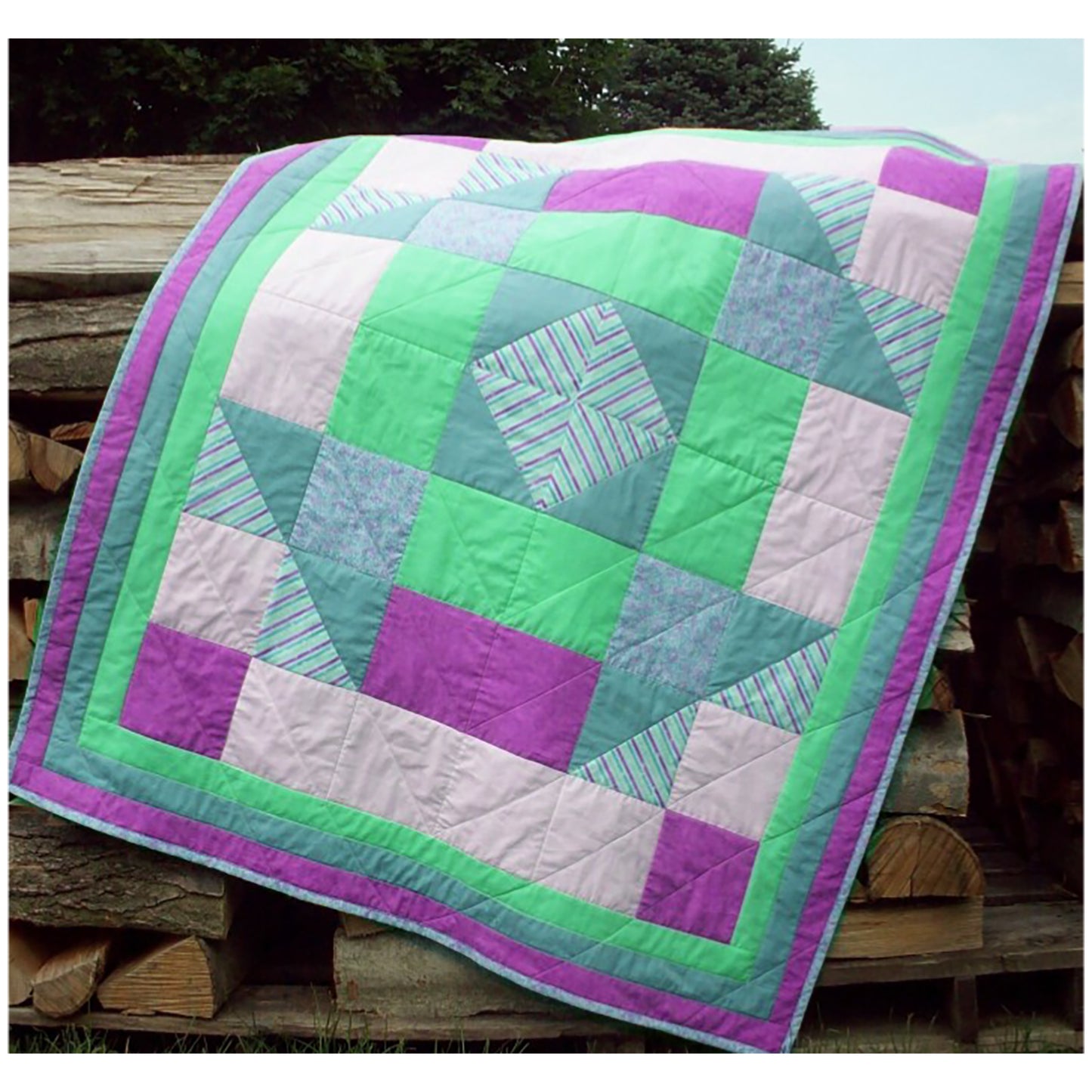 Right Triangle Quilt Pattern AV-120 - Paper Pattern