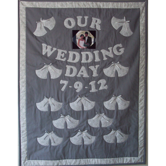 Wedding Bells Signature Wall Hanging AV-121e - Downloadable Pattern