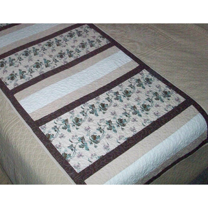 Fit for a King (or Queen) Bed Runner AV-139e - Downloadable Pattern