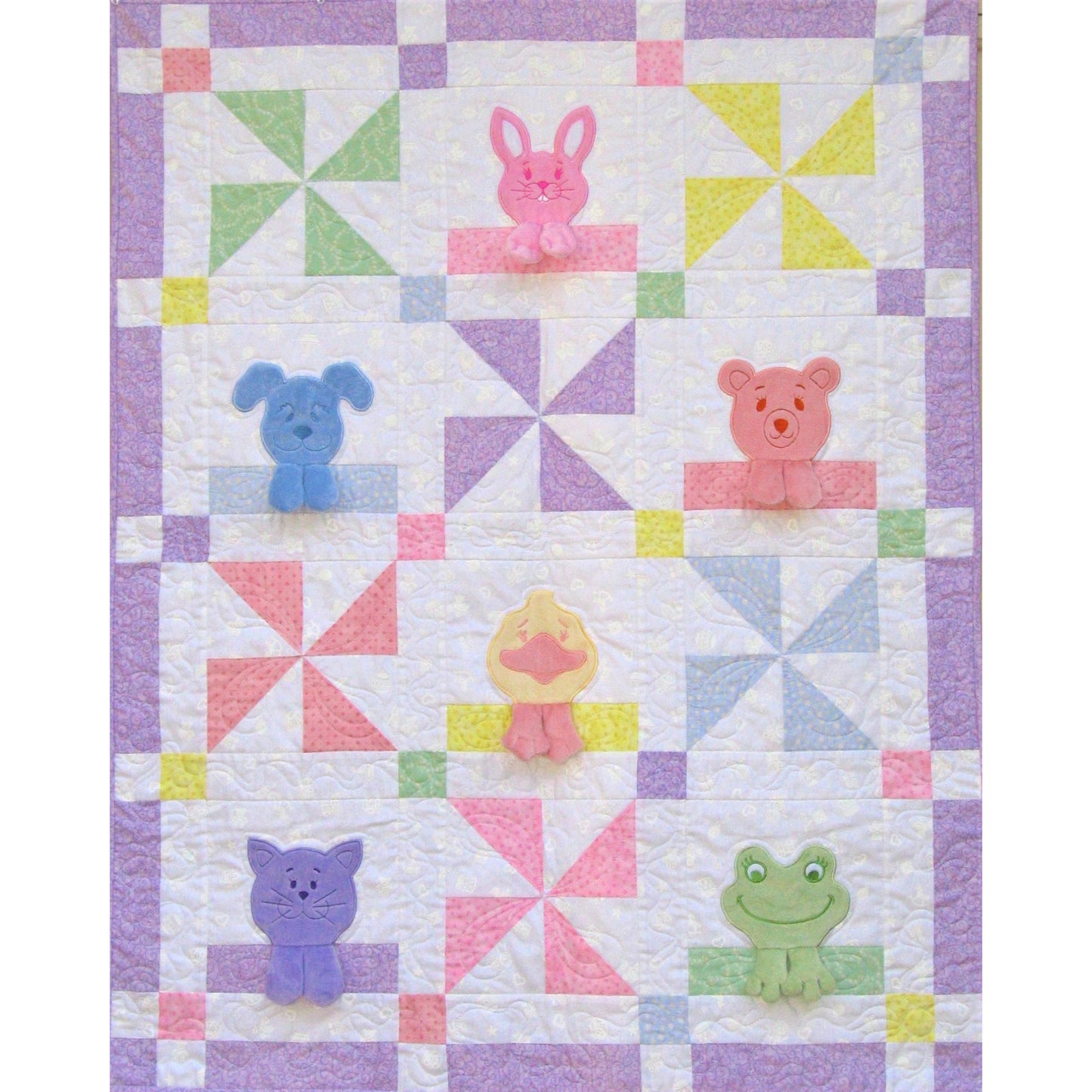 The Hankie Blankie Pets Baby quilt is an adorable quilt containing all 6 faces and paws for: bunny, dog, bear, duck, cat and frog.