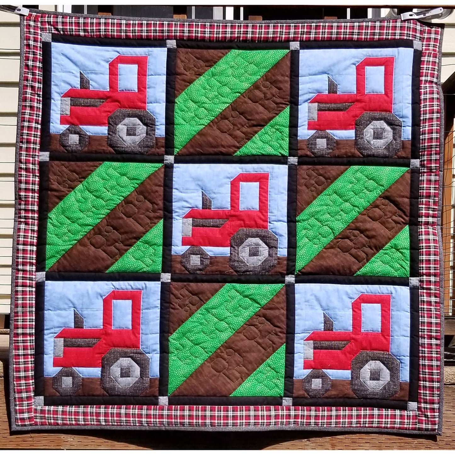 Plowing the Field Quilt Pattern CQ-144 - Paper Pattern