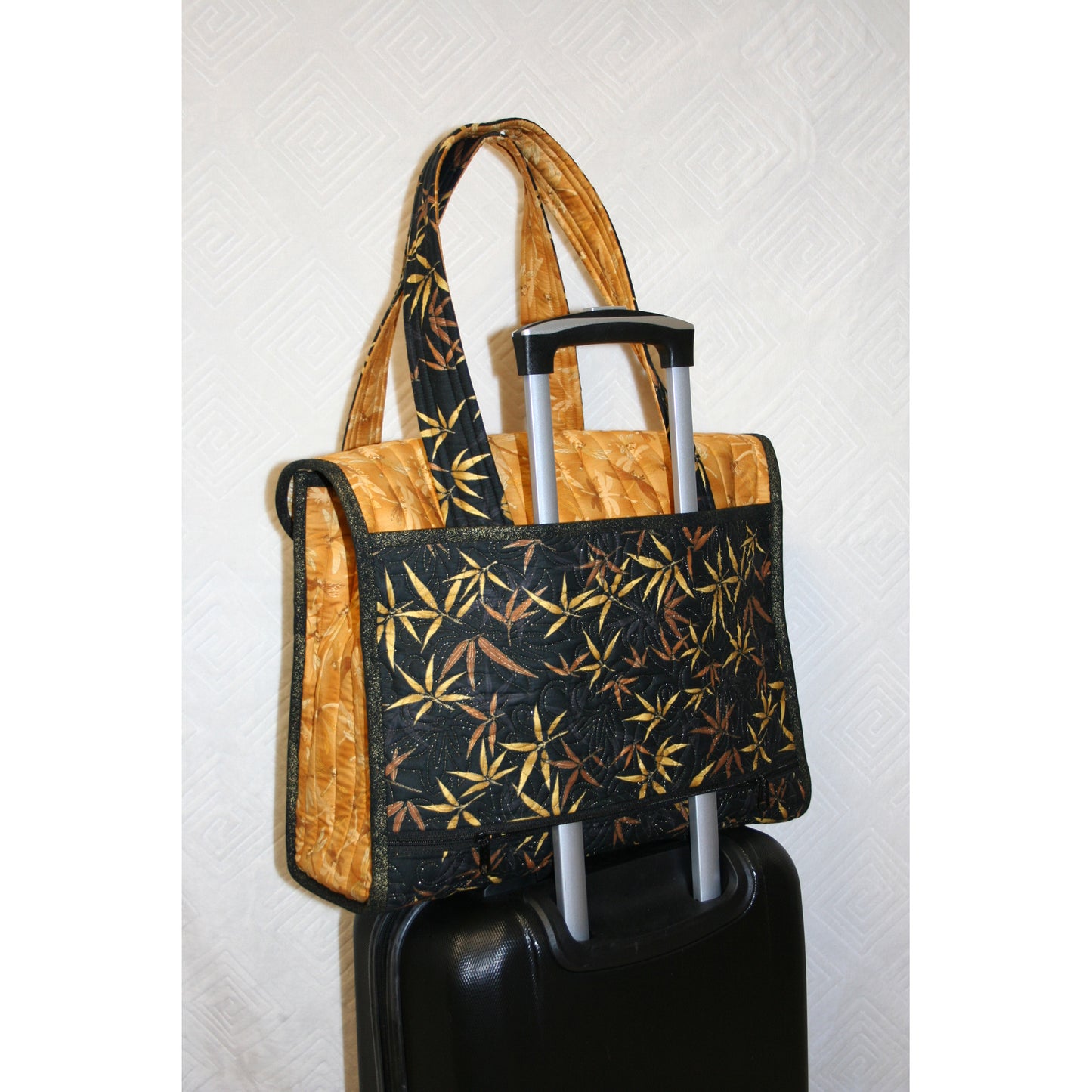 Executive Tote Pattern CTD-1023 - Paper Pattern