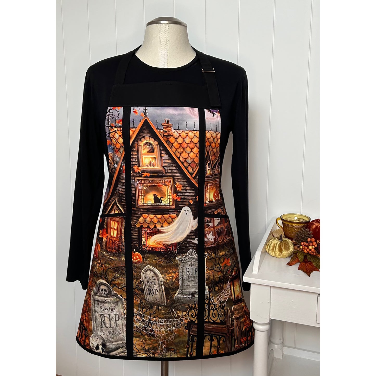 Playing with Panels Apron JMD-204e - Downloadable Pattern