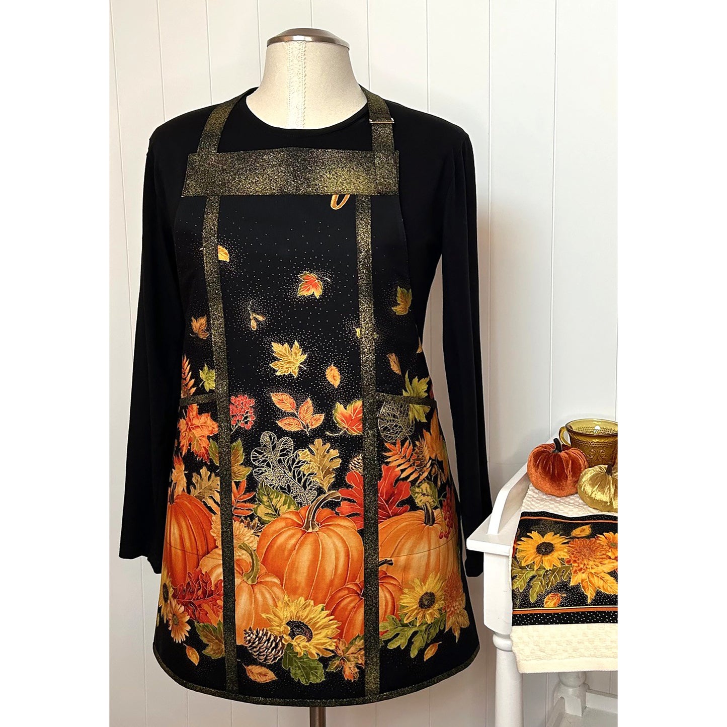 Playing with Panels Apron JMD-204e - Downloadable Pattern