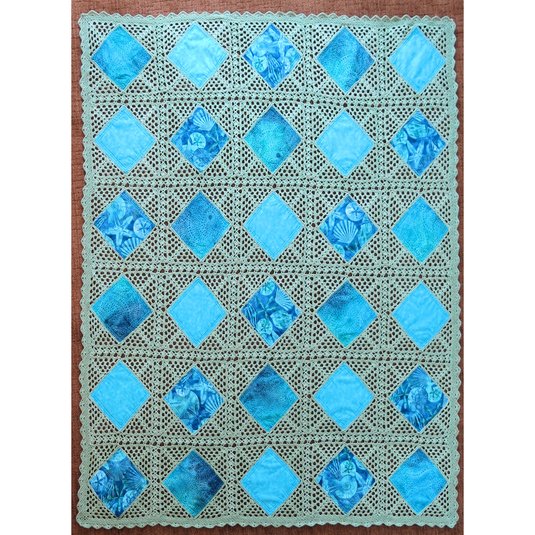 Fusion on Point Throw Quilt Pattern MAM-320 - Paper Pattern ...