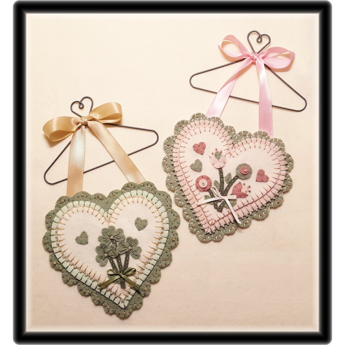 Sweet Hearts Mini Wall Hanging Pattern PLP-219 - Paper Pattern