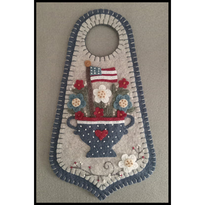 America the Beautiful Doorknob Hanger Pattern PLP-313 - Paper Pattern