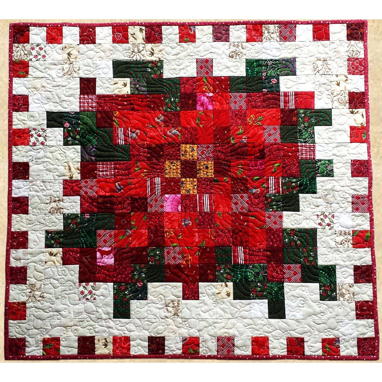 December Poinsettia Quilt PPP-031e - Downloadable Pattern