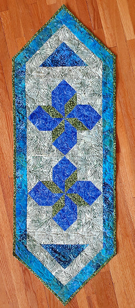 Abby's Star Flower Table Runner PVQ-010e - Downloadable Pattern