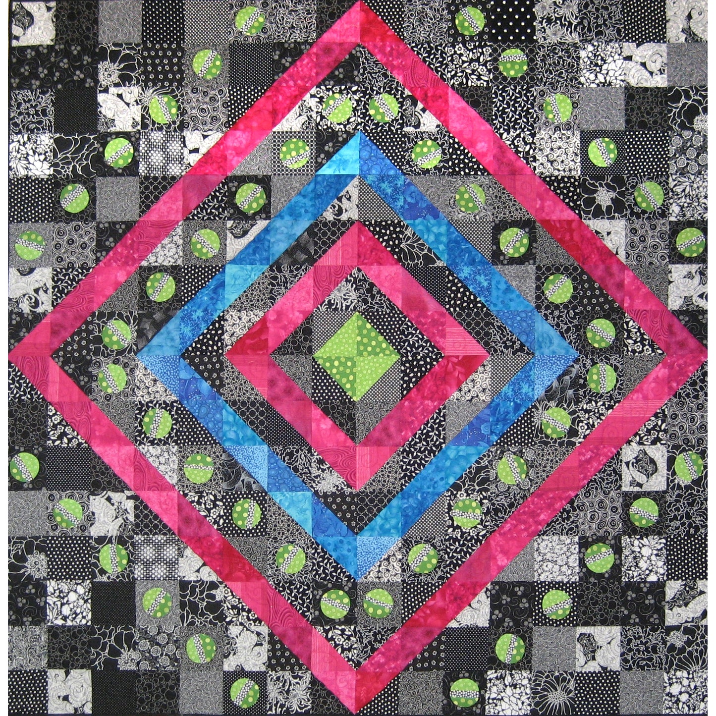 Split Personality Quilt Pattern SM-107 - Paper Pattern