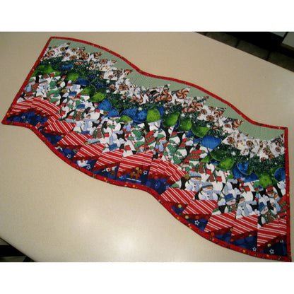 Swirling Table Runner on a Slant Pattern SQD-103 - Paper Pattern