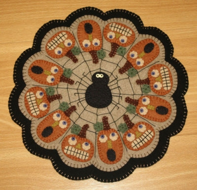 Scaredy Jacks! Penny Rug Candle Mat Pattern PLP-107  - Paper Pattern