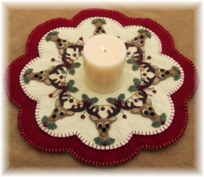 Santa's Reindeer Christmas Penny Rug Candle Mat Pattern PLP-116 - Paper Pattern