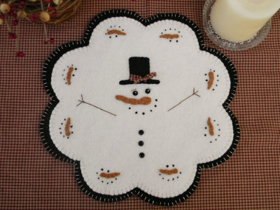 January Thaw Penny Rug Candle Mat Pattern PLP-153 - Paper Pattern