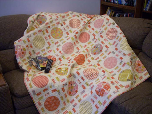 Pizza and a Movie Quilt Pattern AEQ-35 - Paper Pattern