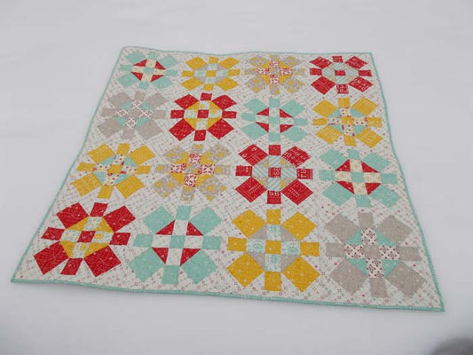 Merry Jane Quilt Pattern AEQ-39 - Paper Pattern