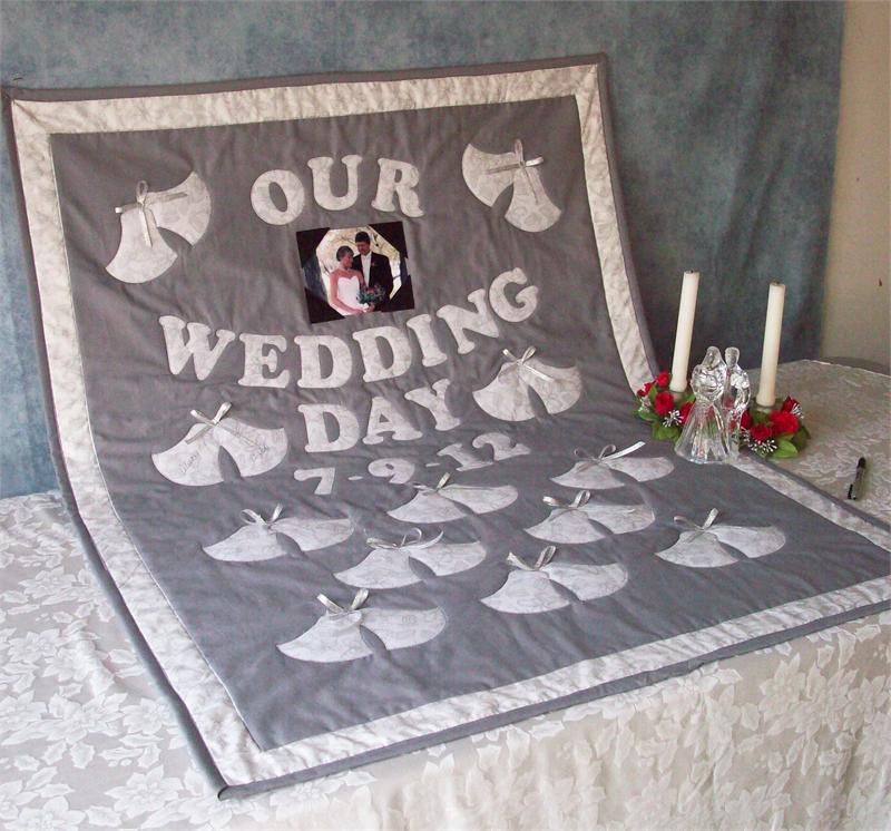 Wedding Bells Signature Wall Hanging AV-121e - Downloadable Pattern