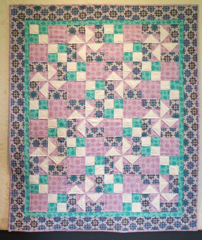 Flowing in the Breeze Quilt Pattern BL2-130 - Paper Pattern