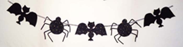 Bats and Spiders Garland with Bat Balloons BS2-339e - Downloadable Pattern