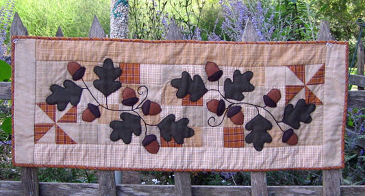 Acorn and Leaf Table Runner CTG-021e - Downloadable Pattern