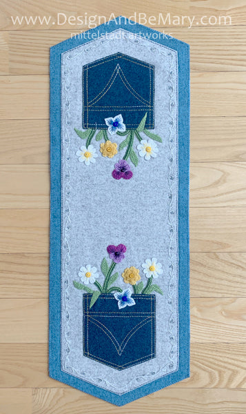 Posies In My Pocket Table Runner Pattern DBM-035 - Paper Pattern