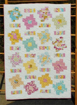 Honey Cakes Baby Quilt Pattern LLD-045 - Paper Pattern