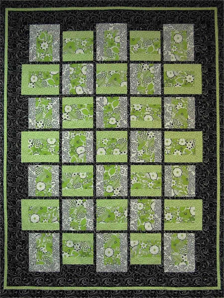 Line 'Em Up Quilt Pattern LOB-120 - Paper Pattern