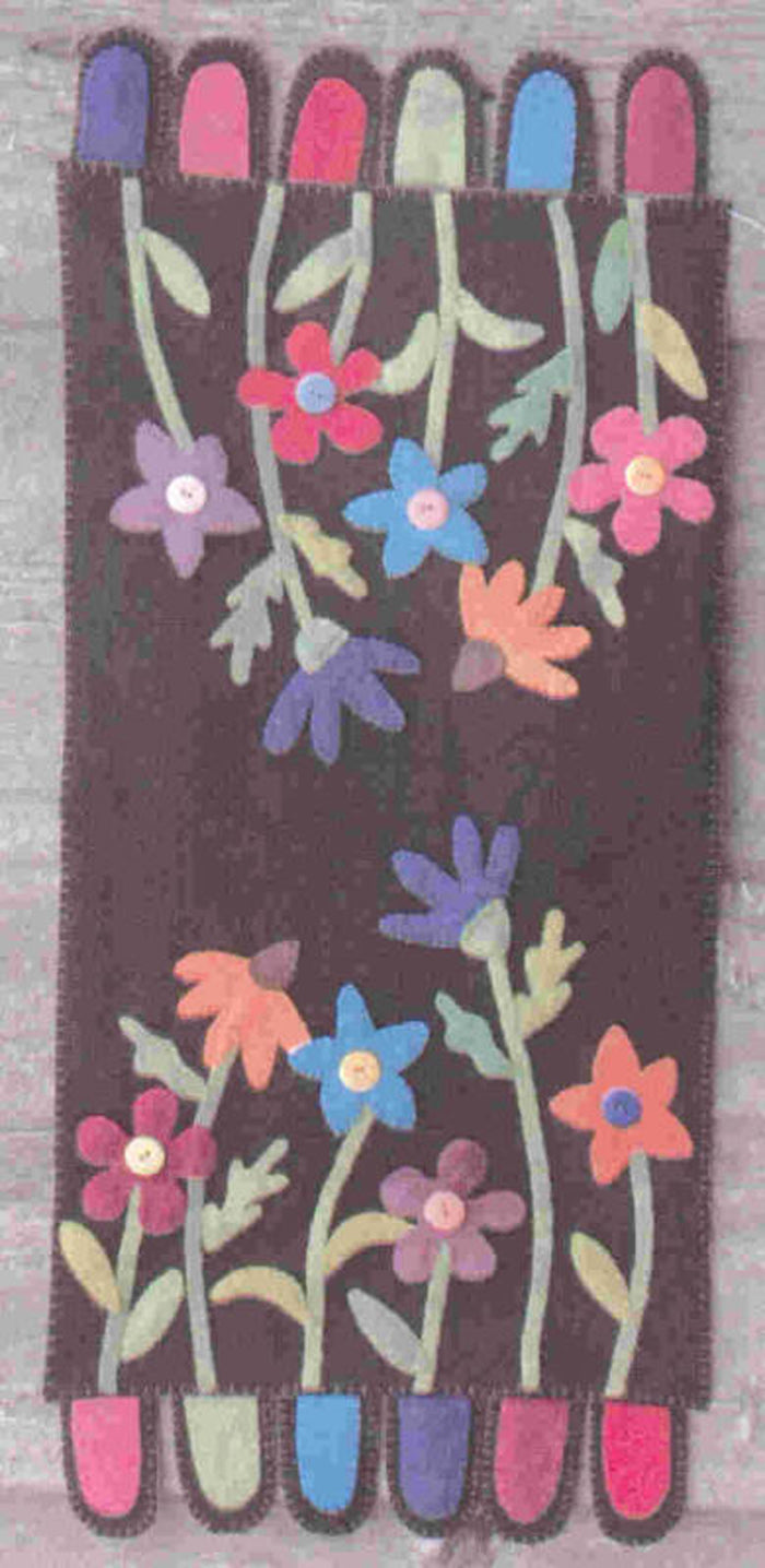 Wildflower Garden Table Runner UCQ-09e  - Downloadable Pattern